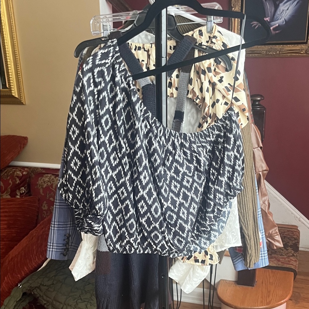 Banana Republic Black and White Patterned Blouse